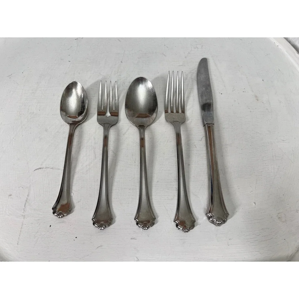 Oneida Midtowne Stainless Steel Flatware 5 Piece Set USA Shell Tip Design